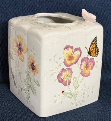 Lenox Butterfly Meadow Tissue Box Cover Holder Porcelain Retired New