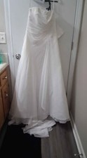 Davids Bridal Short Sleeve Wedding Dress,size 8