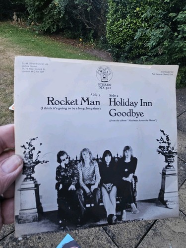 7 inch SIngle In Picture Sleeve - Elton John - Rocket Man - 1972 - Picture 2 of 3