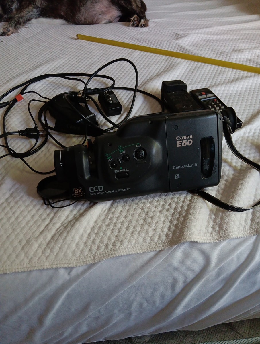 VINTAGE CANON E50A VIDEO CAMCORDER CANOVISION 8X WITH CASE FOR