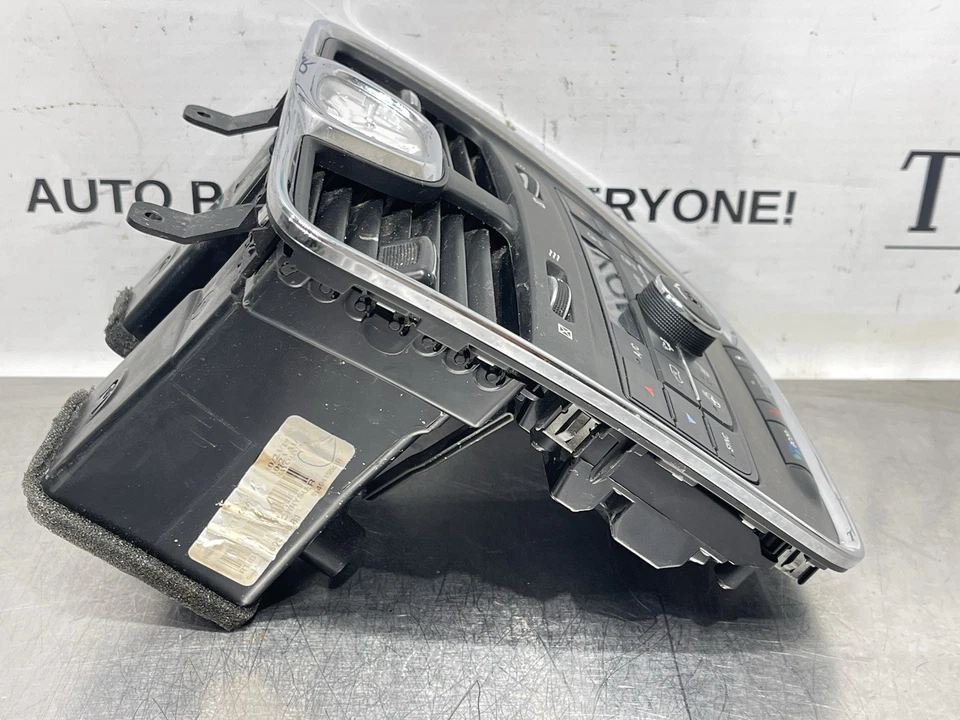 Bisel de control de temperatura Chrysler Town Country 2011-2016 con rejillas de ventilación 55111367ah Foto 2 de 4