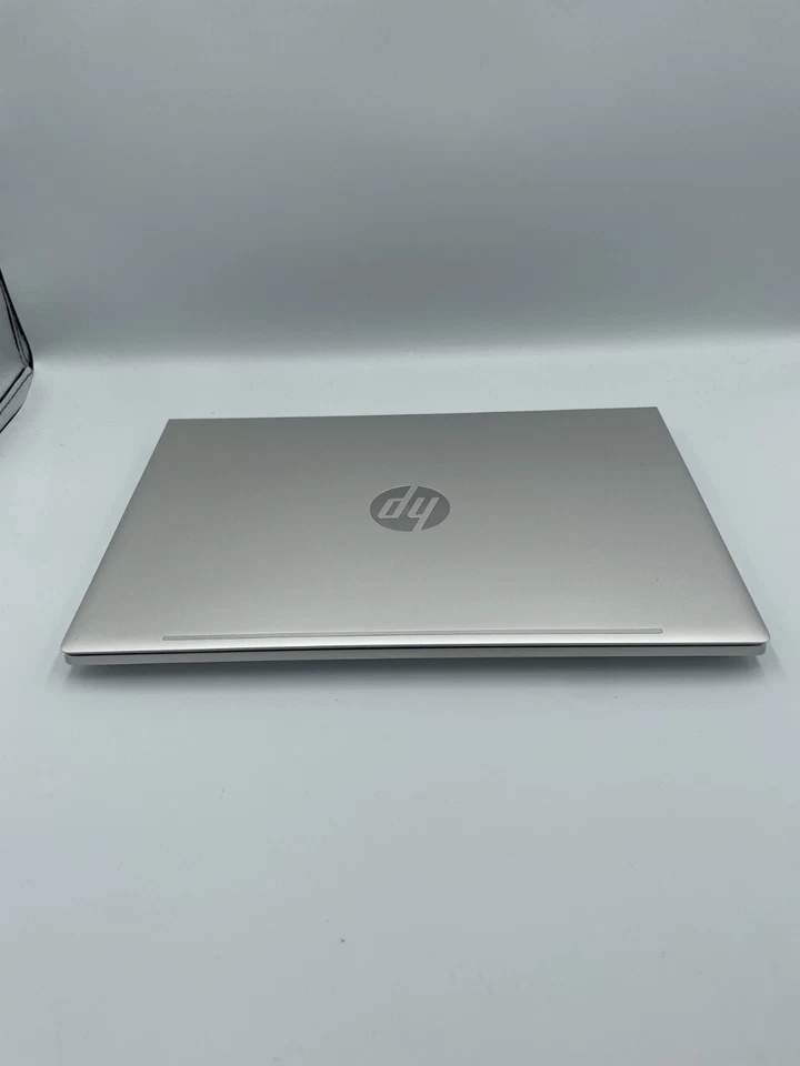 HP ProBook 430 G8 i5-1135G7 2,4GHZ 8GB RAM 256GB SSD Windows 11 + Adapter - Image 3 of 4