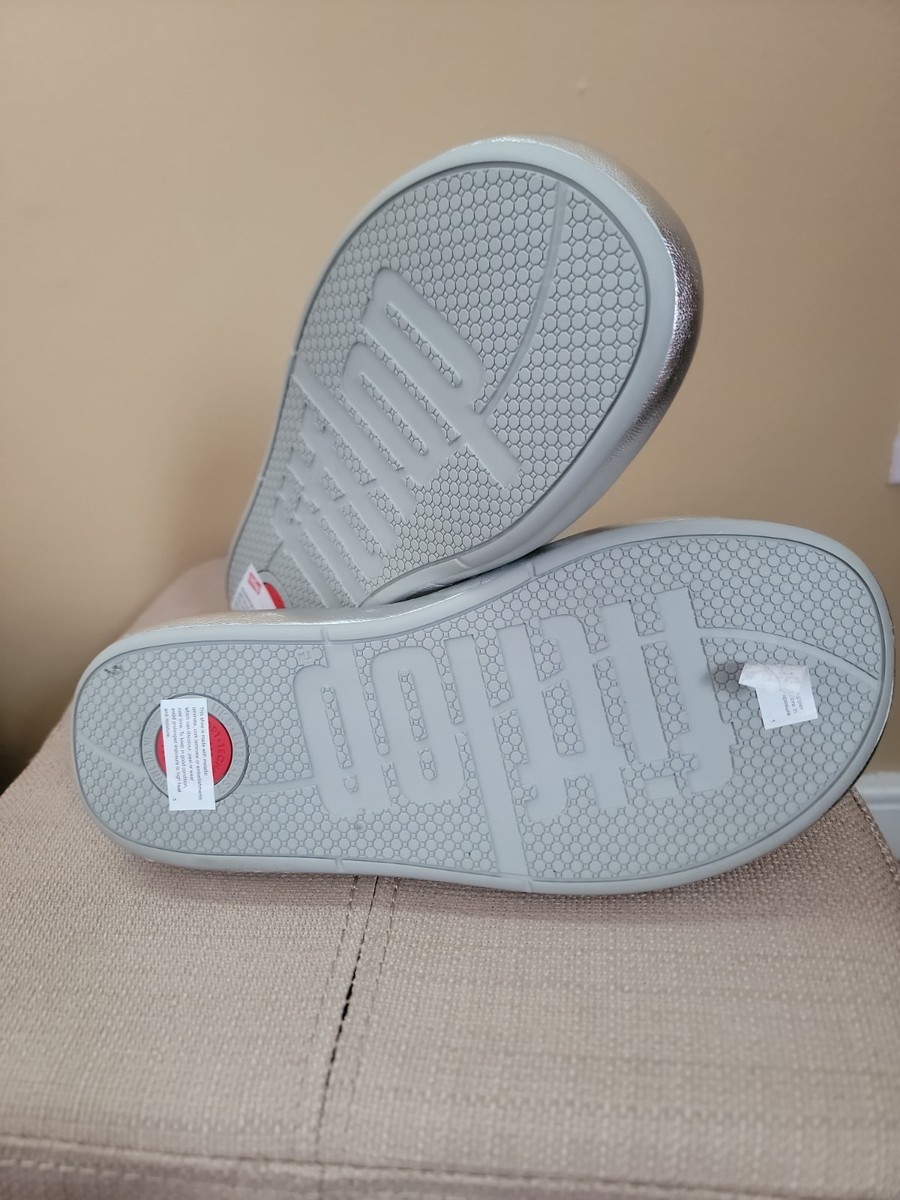 NWT Fitflop Women's 7 iQushion D-Luxe Padded Metallic-Leather Slides Silver View 6