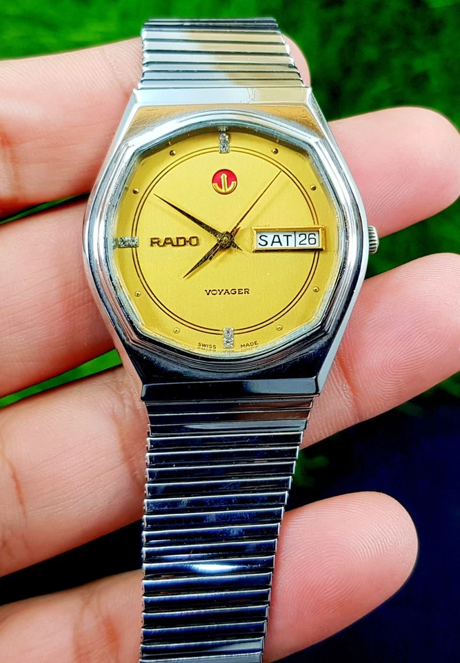 VINTAGE OF RODO VOYAGER WATCH AUTOMATIC 21 JEWLES DAY DATE GOLD DIAL - Image 3 of 4