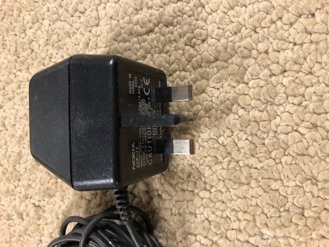 Cable de alimentación para teléfono celular Nokia ACP-7X ACP-230V/50-HZ/FWHK 3.7V/355MA FW4099 Foto 3 de 4