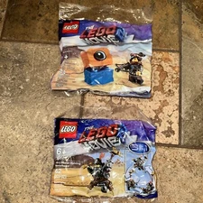 LEGO 30527 Mini Master-Building MetalBeard & LEGO 30528 Lucy vs Alien Invader 