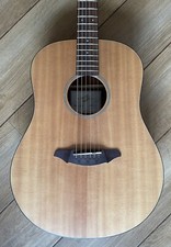 Breedlove Discovery D20 Acoustic Used