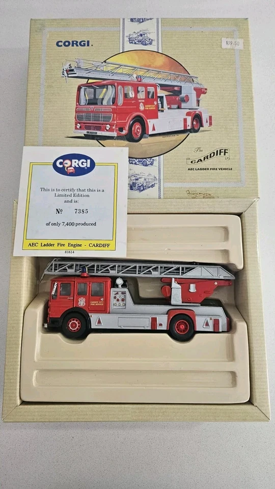 Corgi 97385, AEC Turntable Ladder Fire Engine, Cardiff City Fire Service - 1:50 - Image 2 of 4