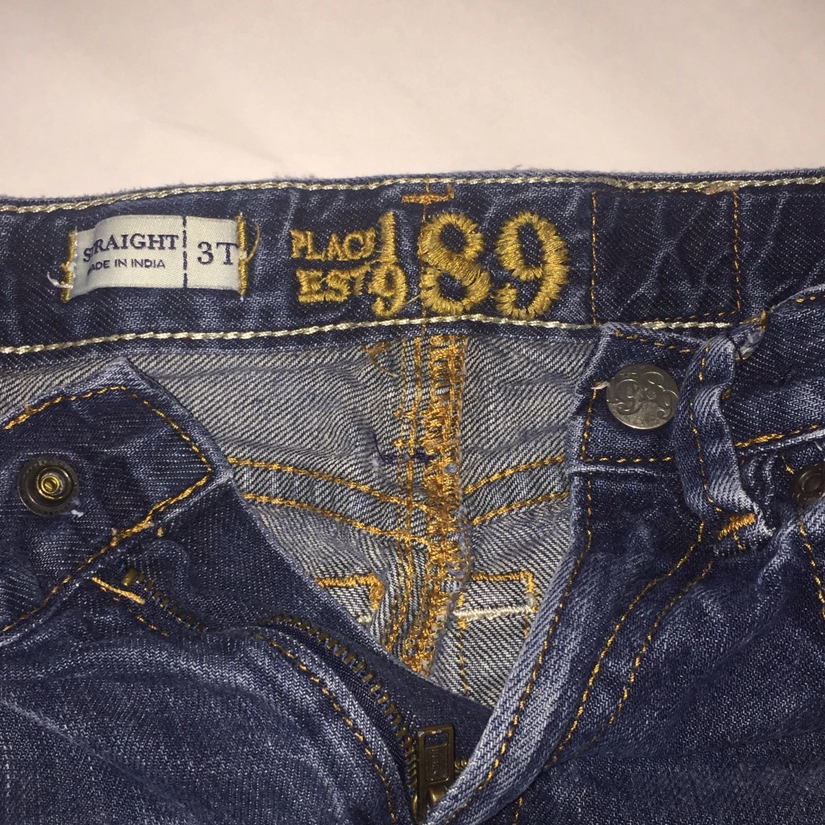 3t hotsell distressed jeans