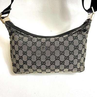 gucci crescent bag