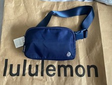Lululemon Everywhere Belt Bag 1L Navy Blue