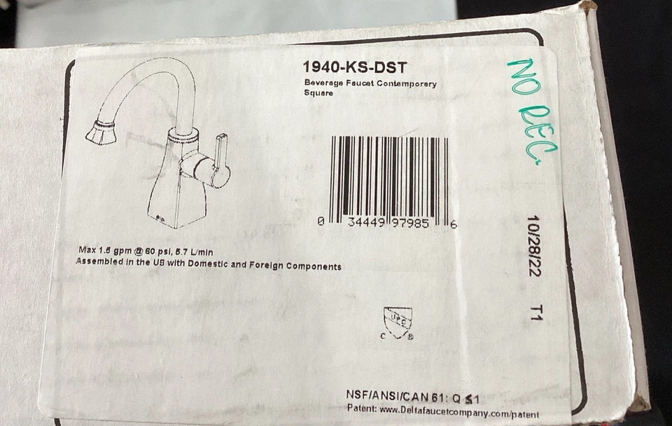 Grifo para bebidas Delta negro acabado acero inoxidable orificio único 1940-KS-DST T2 Foto 2 de 4