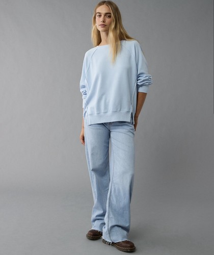 American Eagle Women’s Big Hug Crew Neck Oversized Sweatshirt Light Blue Size S - Picture 3 of 7