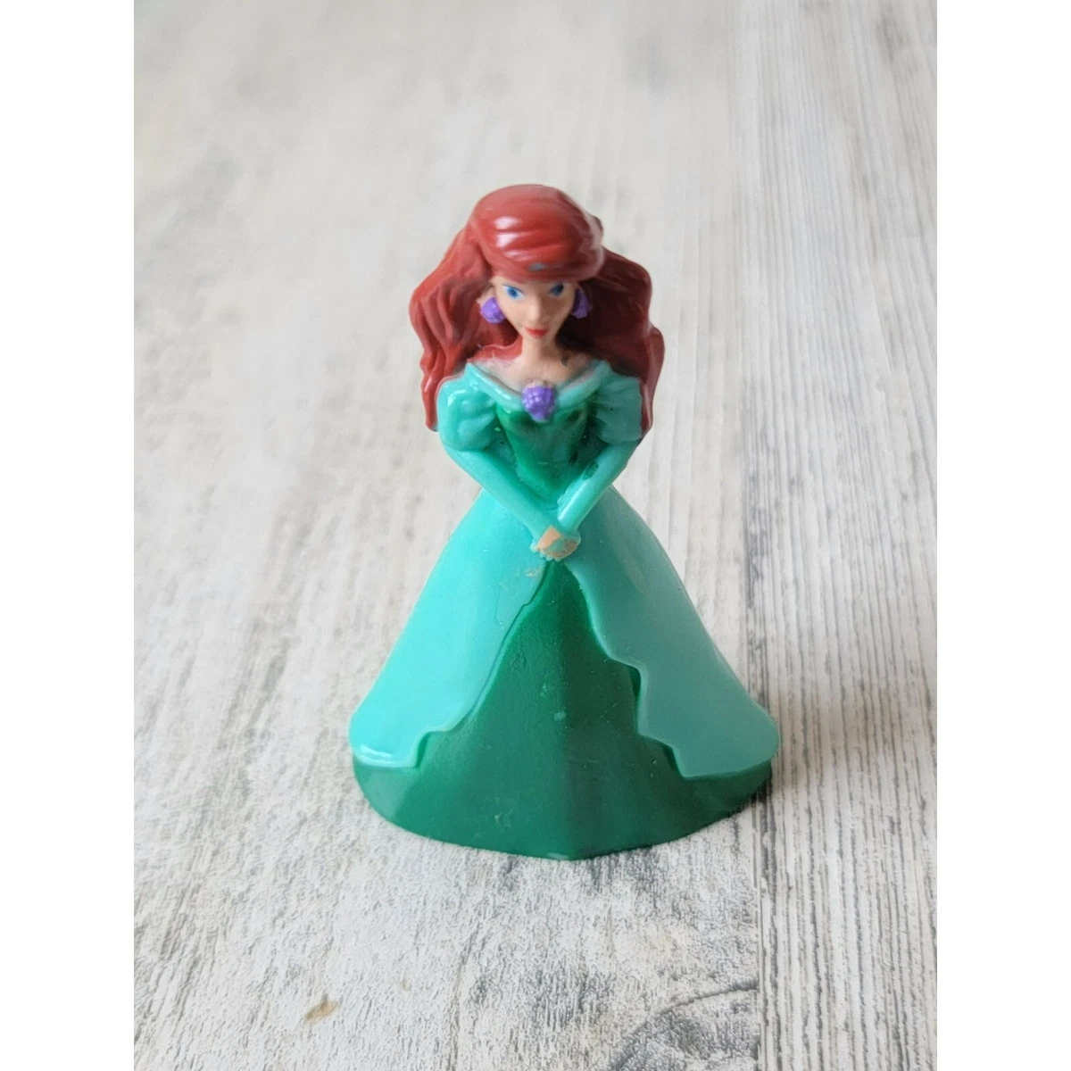Ariel robe verte 2025