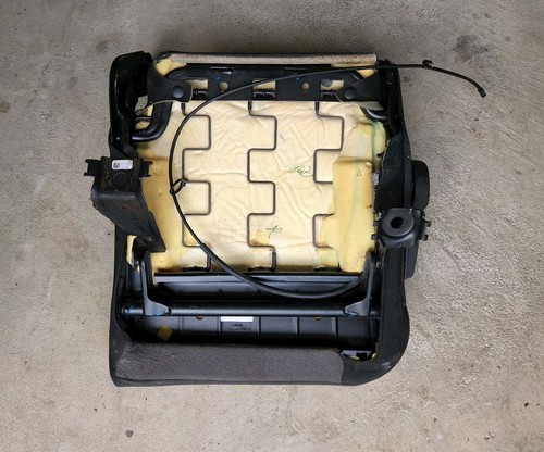 2017-2019 Ford Escape SE 1.5L OEM Rear Right Passenger Seat Bottom Cushion - Picture 4 of 7