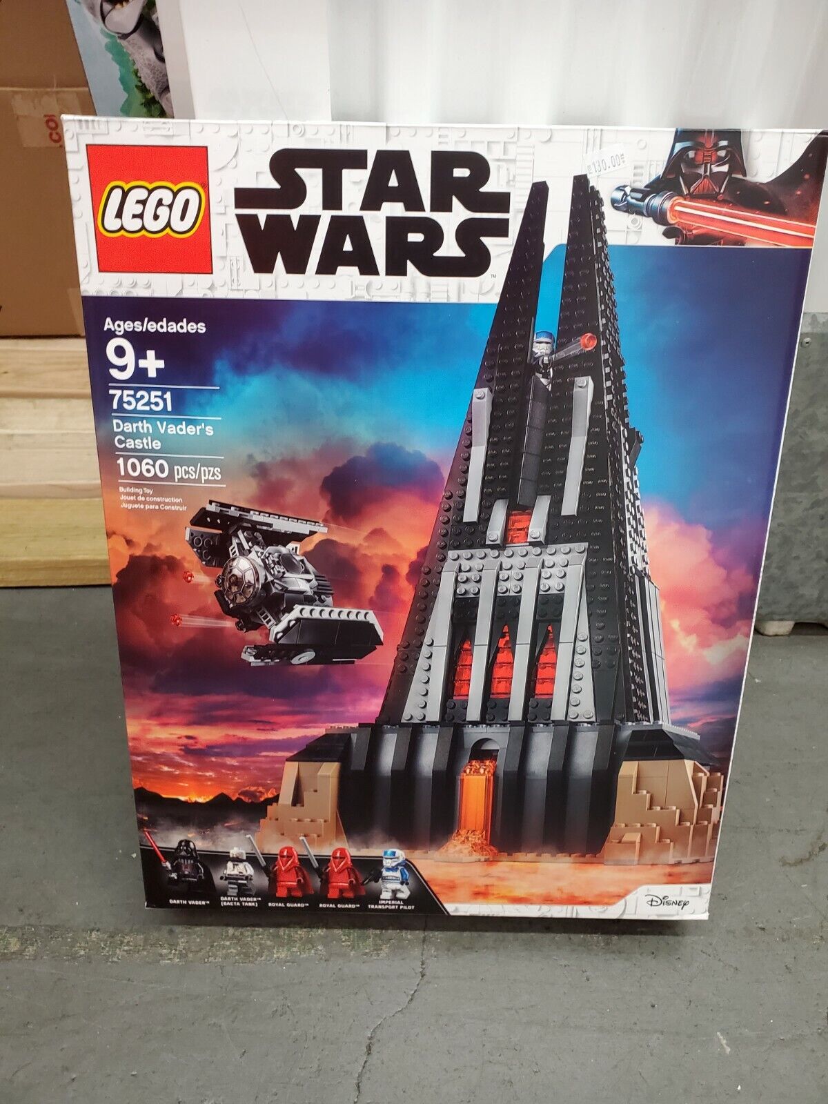 New Sealed  LEGO 75251 Star Wars Darth Vader's Castle