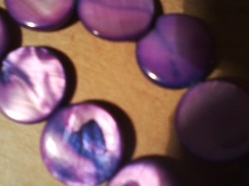 REDUCED PRICE!!! Natural Lustrous 'n Lovely MOP Coin Bead Set Purple & Dark Blue - Picture 3 of 4
