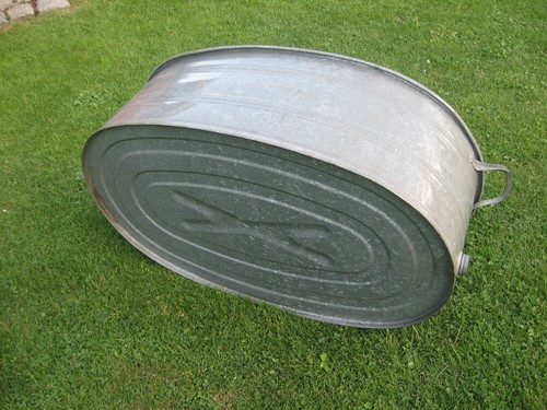 ALTE ZINKWANNE HOCHBEET PLANZGEFÄß GARTENTEICH HUNDEBADEWANNE Sitzwanne - Bild 3 von 4
