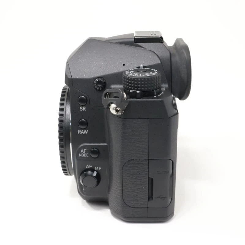 Fast Neu Pentax K-3 Mark III Monochrome 25.7 Mp Digital SLR Kameragehäuse #P0033 - Bild 3 von 4