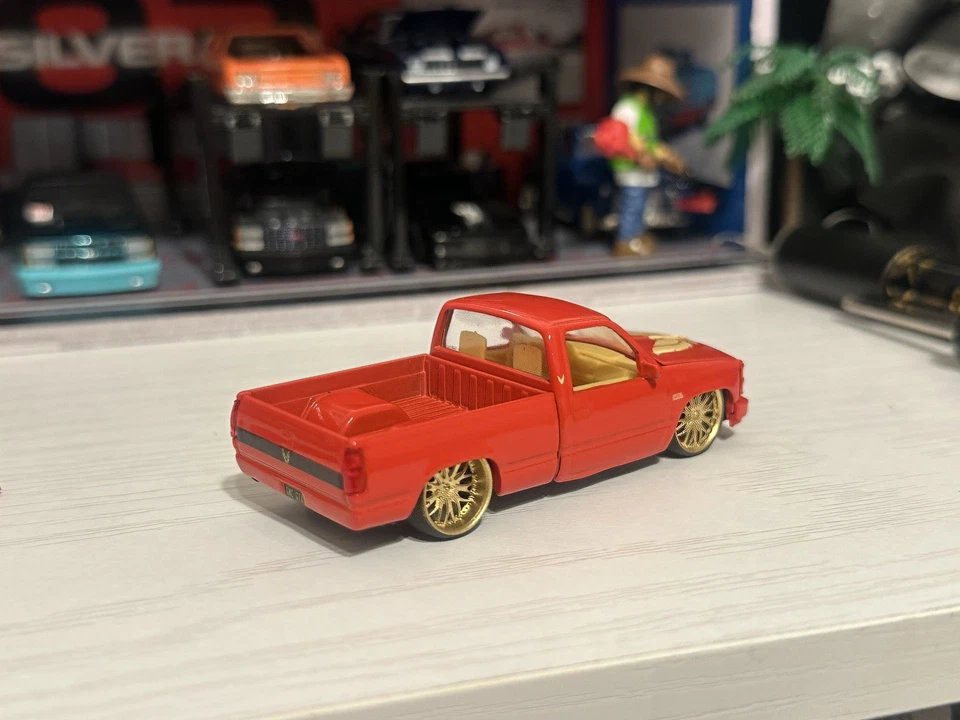 M2 Machines 1988 GMC GTA personalizado en llantas Foto 4 de 4