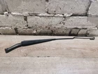 Rear wiper blade arm