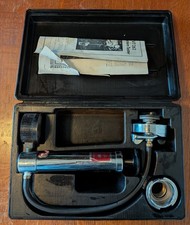 Snap-on Svt-26 Cooling System Pressure Tester Kit Radiator Leaktest Tool Snap-on Svt-26 Cooling System Pressure Tester Kit Radiator Leaktest Tool