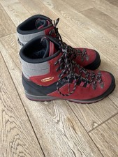 Lowa Gore-Tex Wander/Trekkingschuhe Größe 42,5 Unisex gut erhalten