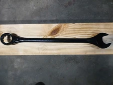 Urrea combination wrench No. 1270 Size 2 3/16 x 30".(Striking,slugging, hammer)