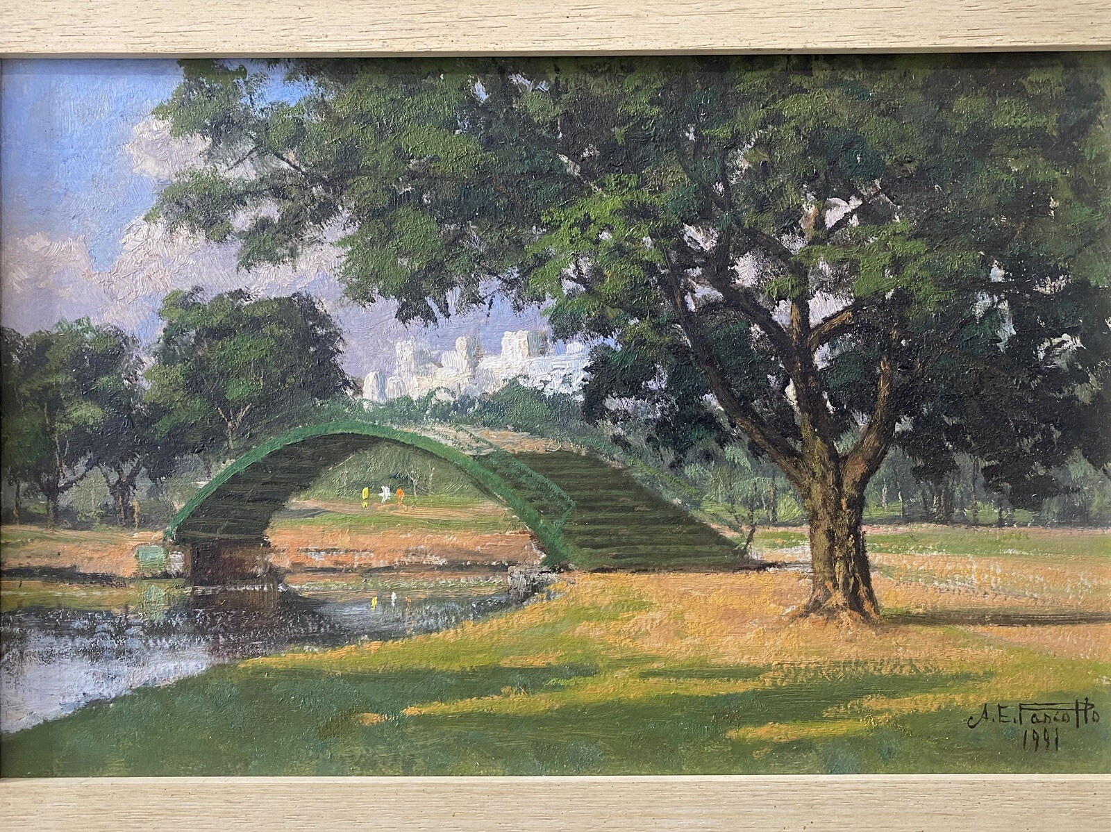 Picture 1 of 24
