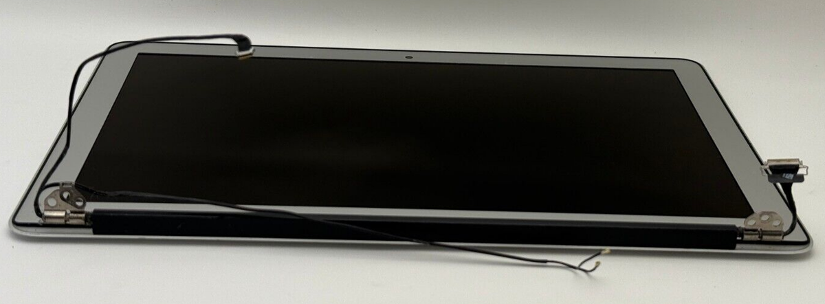 Apple MacBook Air A1466 Silver 13