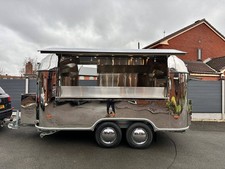 Mobile food truck fully equipped with cash payment facilities