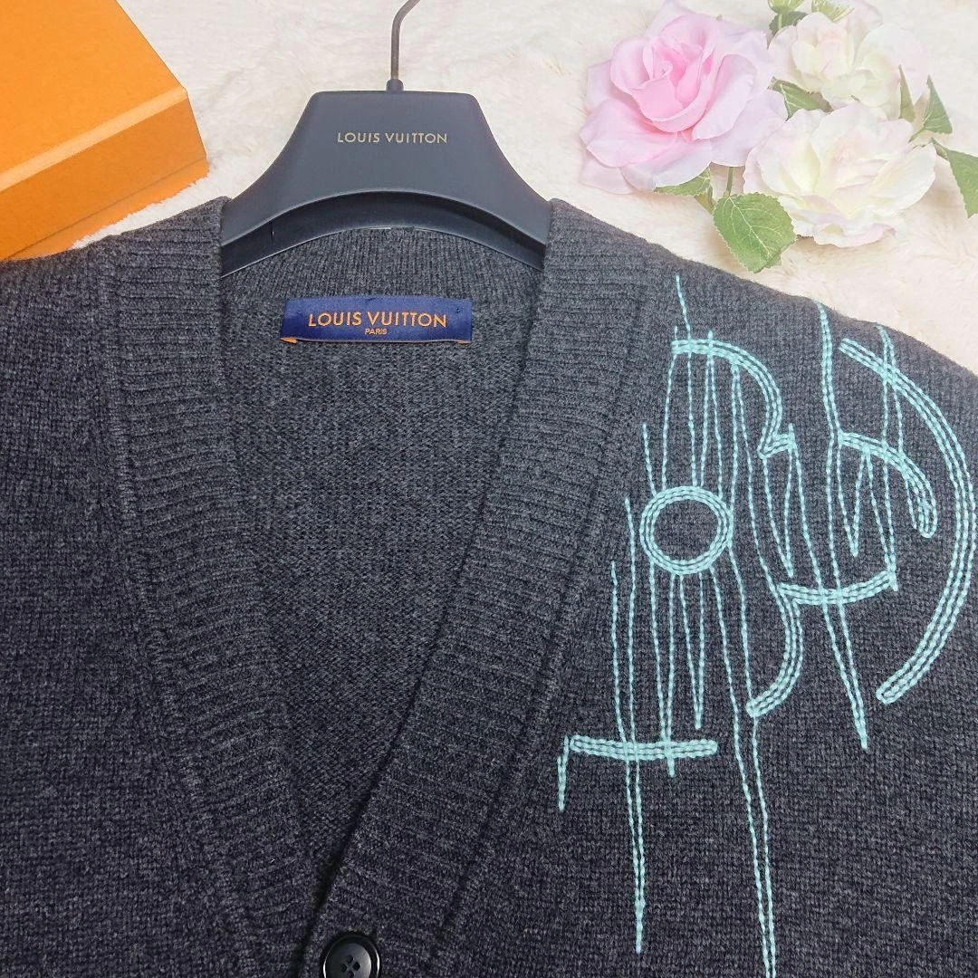 LOUIS VUITTON（LV） Lux Louis Vuitton Cardigan Frequenza Lv Grigio Antracite M
