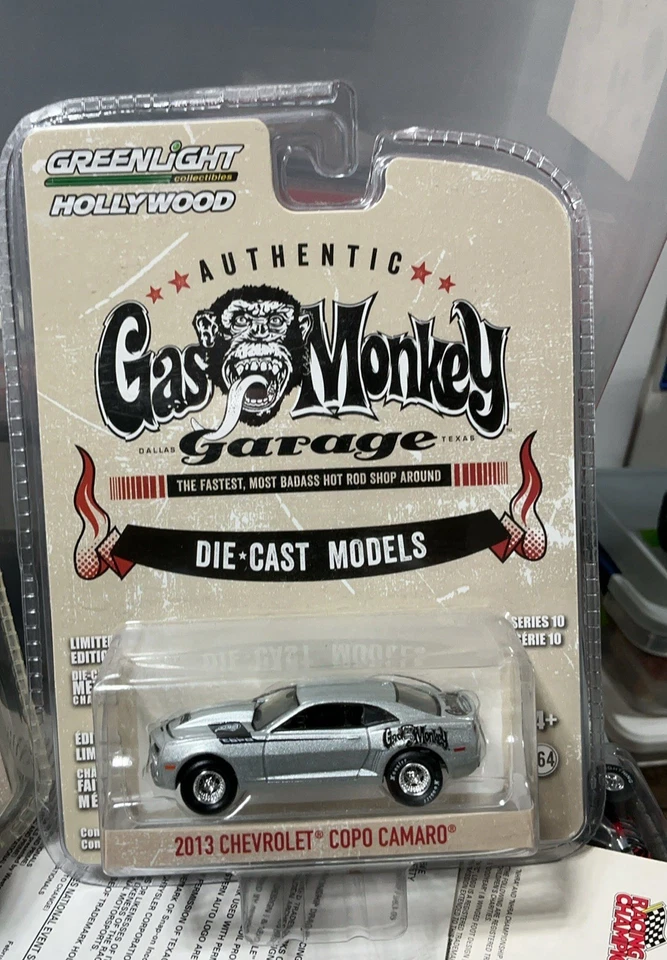 Greenlight Diecast Gas Monkey Garage Hitch and Tow 2016 RAM 2500 1 64 - Image 3 of 4