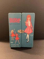Mattel Barbie Skipper Fashion Doll Carrying Case Blue Cardboard Metal