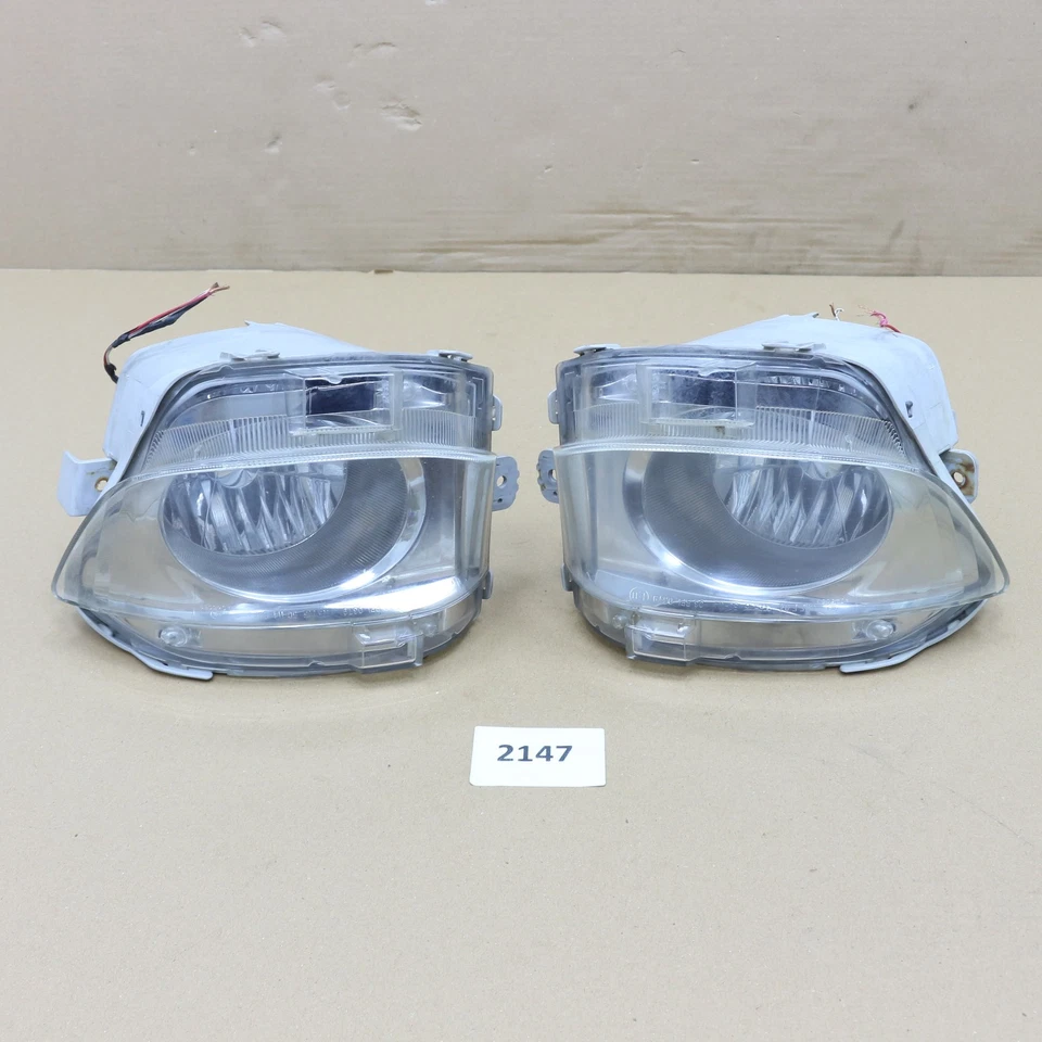 Lexus LS460 LS460L 2010-2012 OEM Genuine Front Left Right Fog Light Lamp Pair - Image 2 of 4