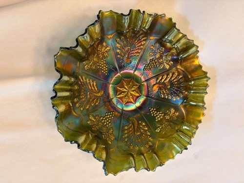 Fenton Peacock &Grape green iredecant carnival 3 in 1 crimped edge