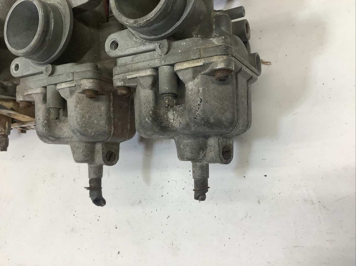 買い保障できる Honda CB 550 Carburetor For Parts Or Rebuild Cables No Good オートバイ