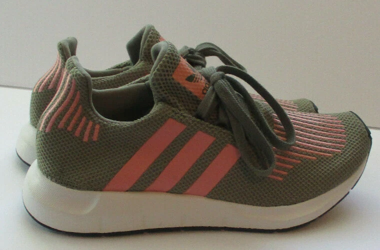 Adidas 791001 Size 5 Tennis Shoes Running Sneakers Mesh 3 Stripes