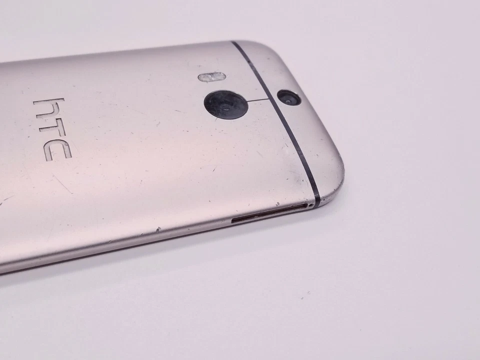 HTC One M8 (OP6B120) 32GB Gold (AT&T) Smartphone Cracked Bad Touch IMEI? 52988 - Image 4 of 4