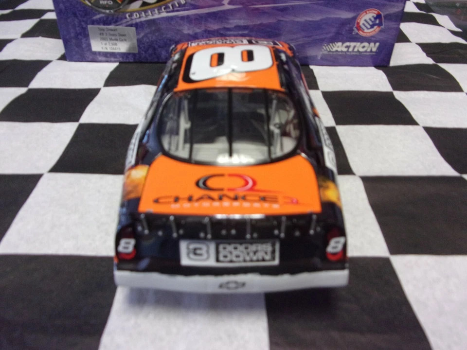 Tony Stewart #8 3 Doors Down 2003 Monte Carlo 1:24 NASCAR 104415 COLOR CROMO - Immagine 4 di 4