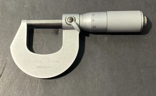 Mitutoyo 5004232 Outside Micrometer 0-25mm 0.01mm Carbide Tips Machinist Used
