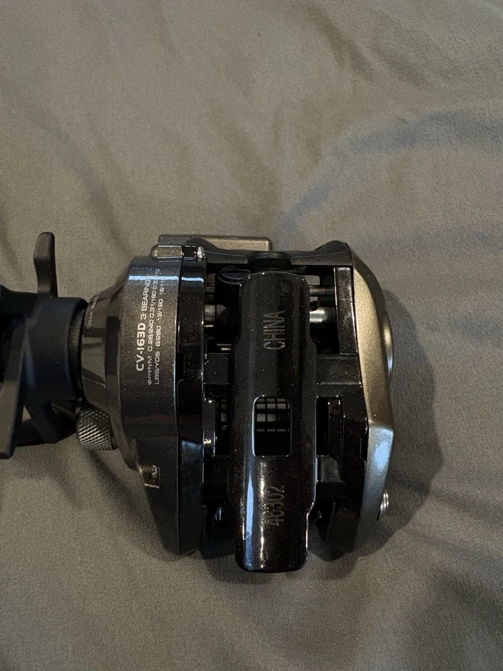 Nuevo En Caja Okuma Convector CV-163D Carrete de Pesca Contador de Línea de Bajo Perfil Foto 4 de 4