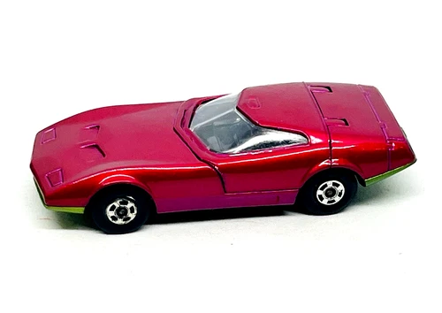 Matchbox Lesney Superfast 52 Dodge Charger Mk. III pinkish red, green base mint!