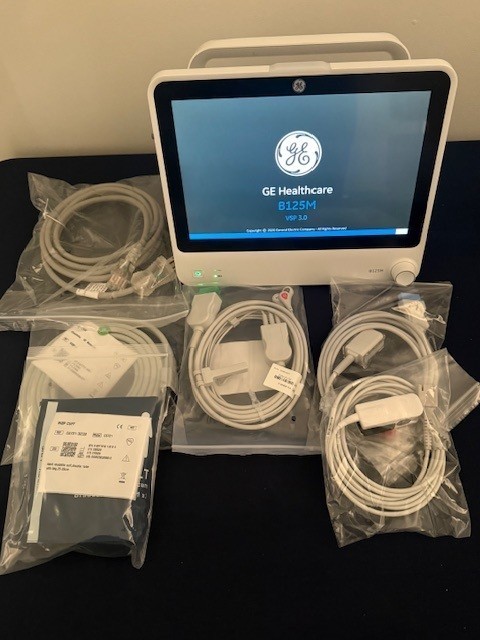 GE B125M Monitor with E-sCAIO Anesthestic Gas Module-New Accessories & Warranty
