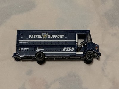 Greenlight NYPD Patrol Support 2019 Step Van Dark Blue H.D. Trucks New York City