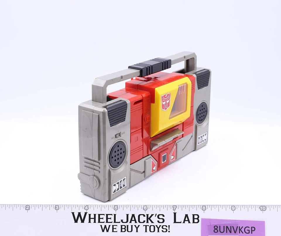 Blaster 100% Complete 1985 Vintage G1 Transformers Boombox Action Figure - Image 4 of 4