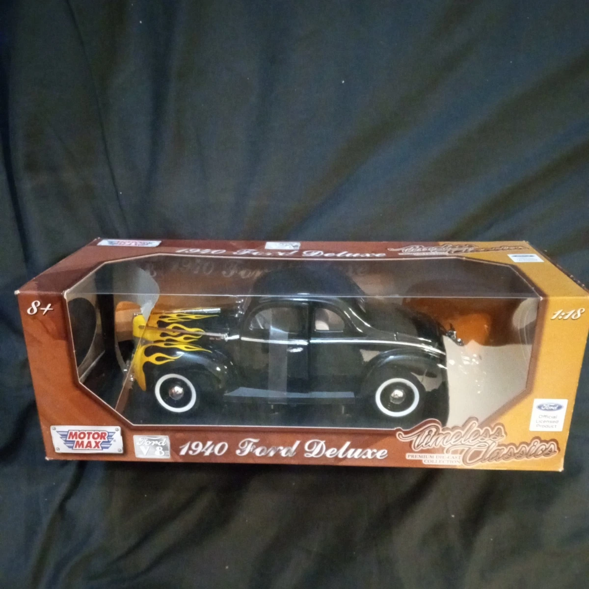 Ford 1:18 1940 Vehicle Year Vintage Manufacture Diecast Cars