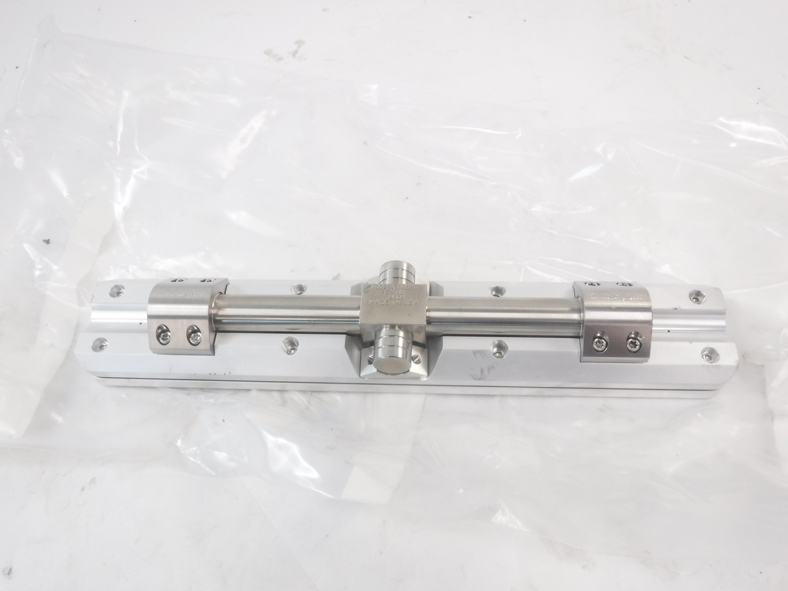 AMAT Applied Materials 300mm Centura Ultima Slit Valve Door Assembly 0021-70063