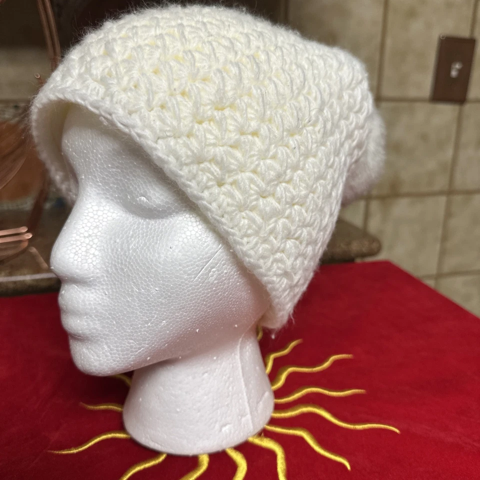 Surell Womens Handmade Pom Knit Hat Cream Gift, Grayish Pom Sz Fits 21+ Inch - Image 4 of 4