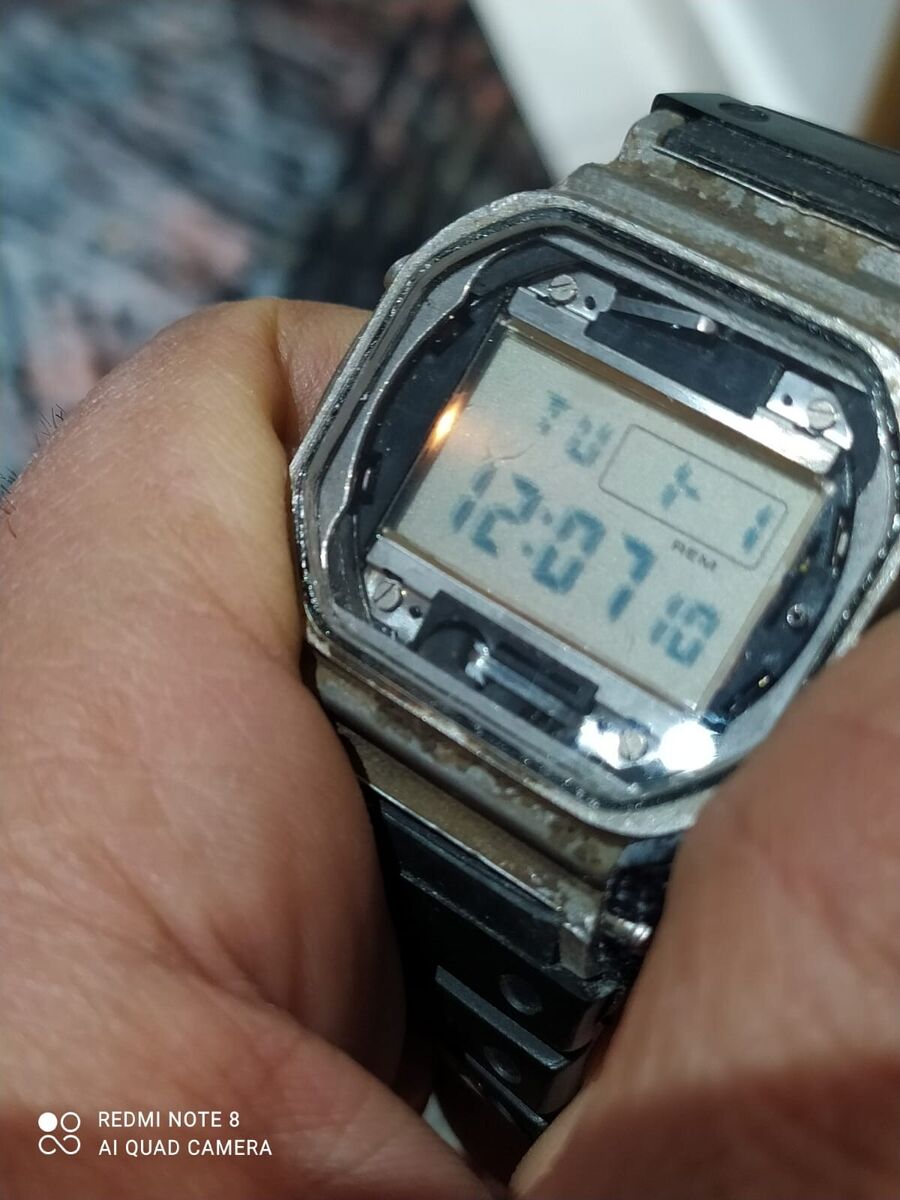 Vintage Casio G-shock Dw-5600 DW 5600 901 Chrono Watch Vintage Casio G-shock Dw-5600 DW 5600 901 Chrono Watch